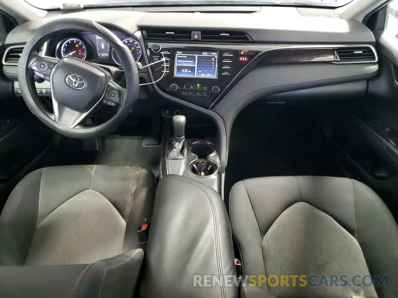 8 Photograph of a damaged car 4T1B11HK2KU763923 TOYOTA CAMRY 2019