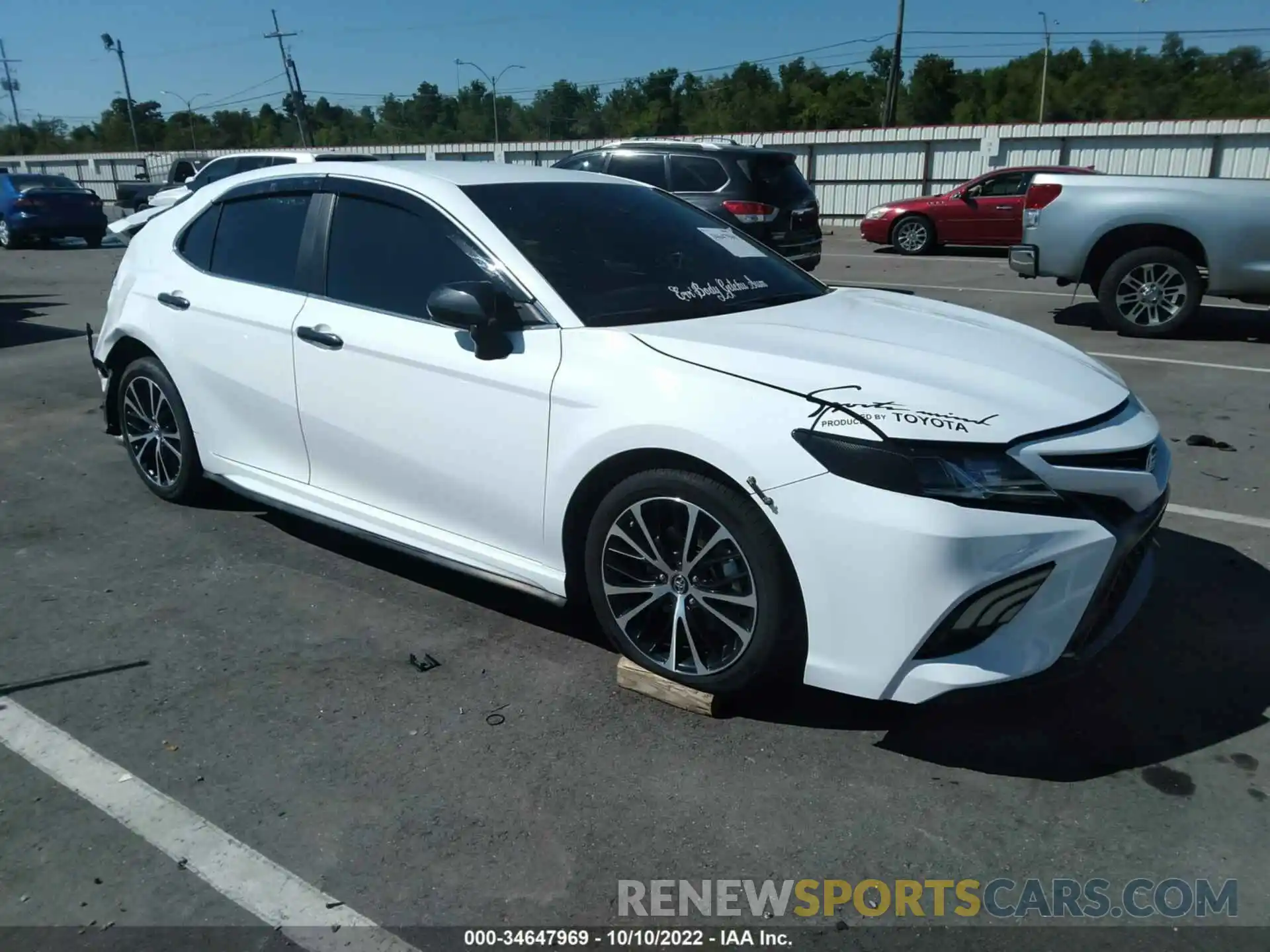 1 Photograph of a damaged car 4T1B11HK2KU764635 TOYOTA CAMRY 2019