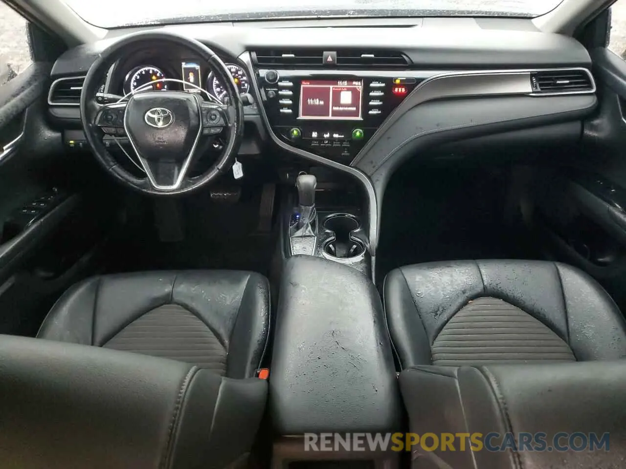 8 Photograph of a damaged car 4T1B11HK2KU767583 TOYOTA CAMRY 2019