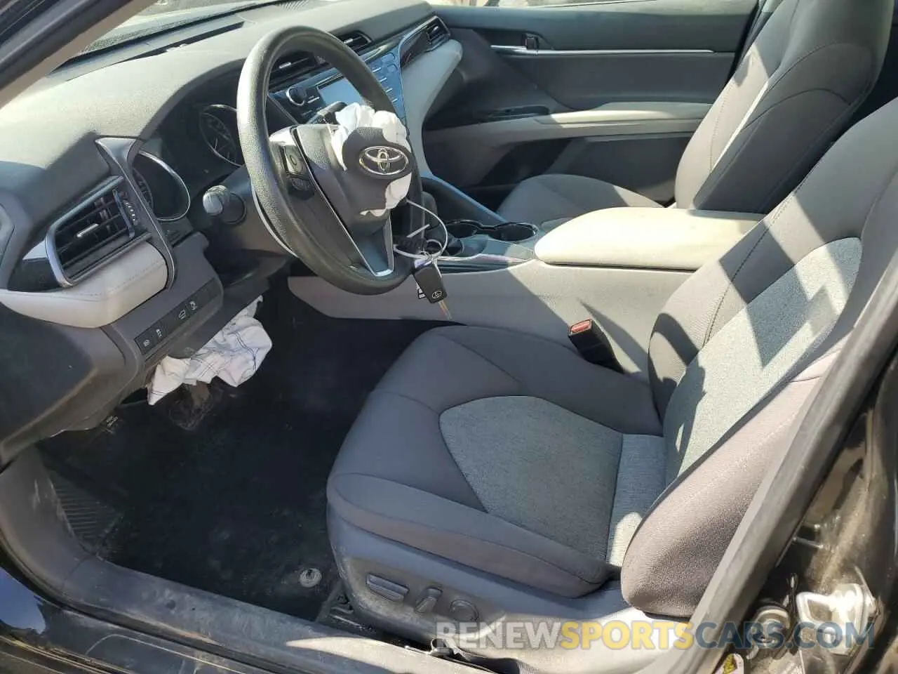 7 Photograph of a damaged car 4T1B11HK2KU768751 TOYOTA CAMRY 2019