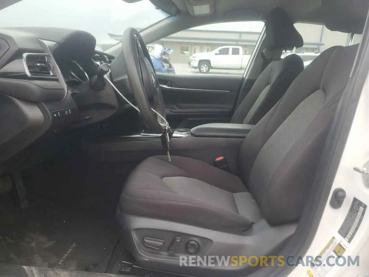 7 Photograph of a damaged car 4T1B11HK2KU769172 TOYOTA CAMRY 2019
