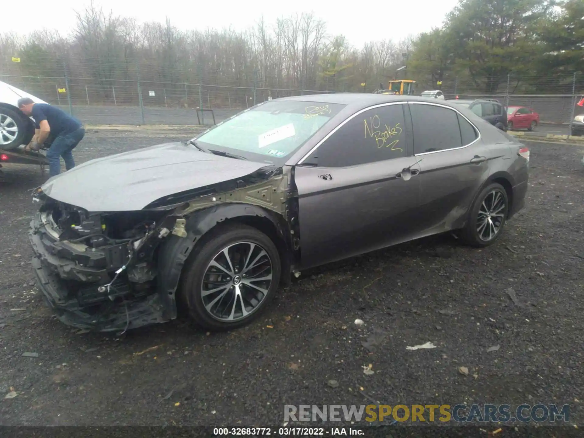 2 Photograph of a damaged car 4T1B11HK2KU770063 TOYOTA CAMRY 2019