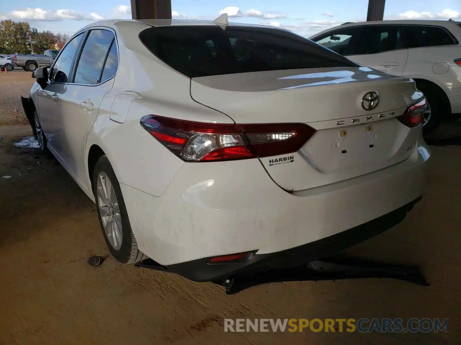 3 Photograph of a damaged car 4T1B11HK2KU772069 TOYOTA CAMRY 2019