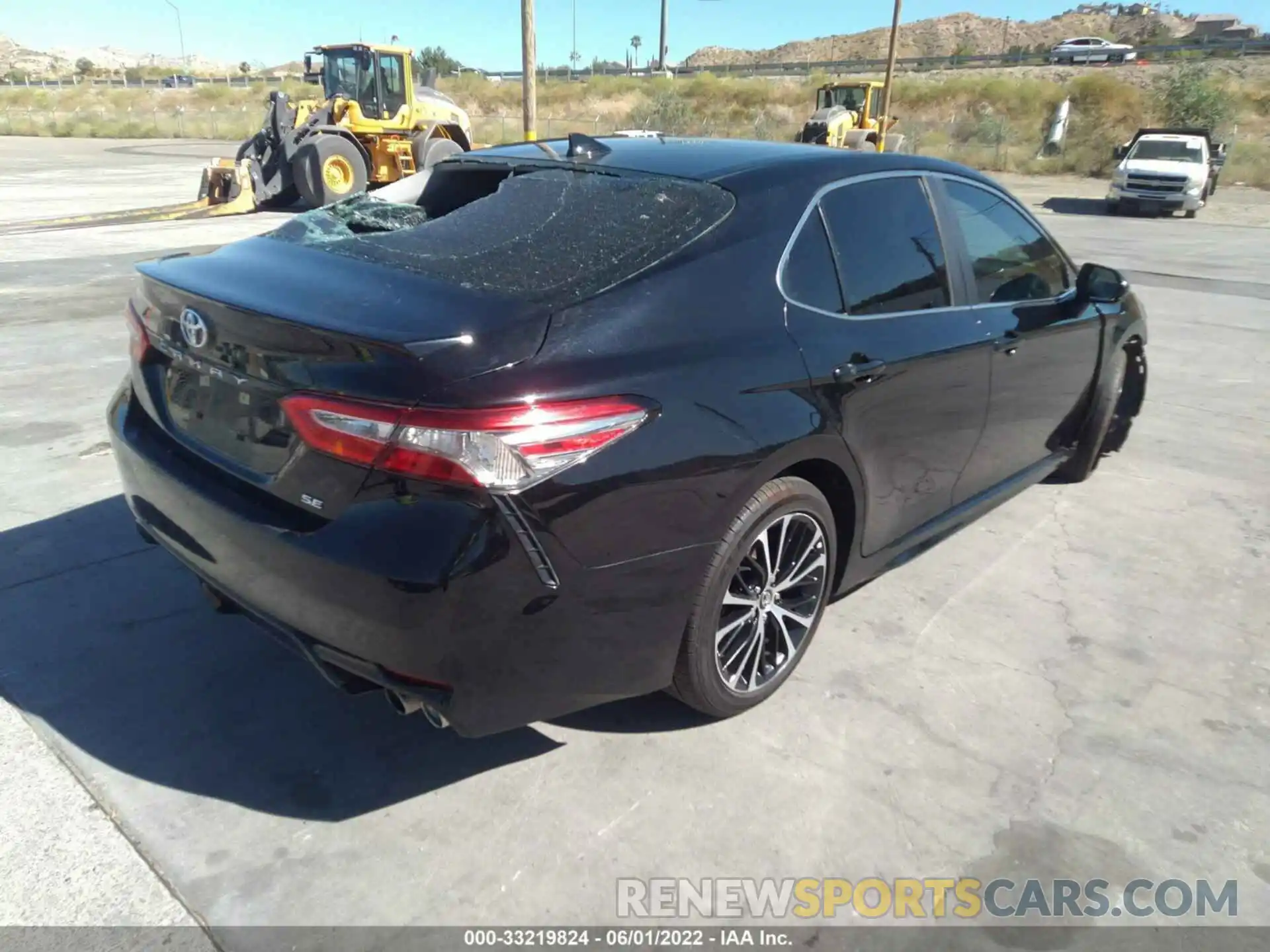 4 Photograph of a damaged car 4T1B11HK2KU784884 TOYOTA CAMRY 2019