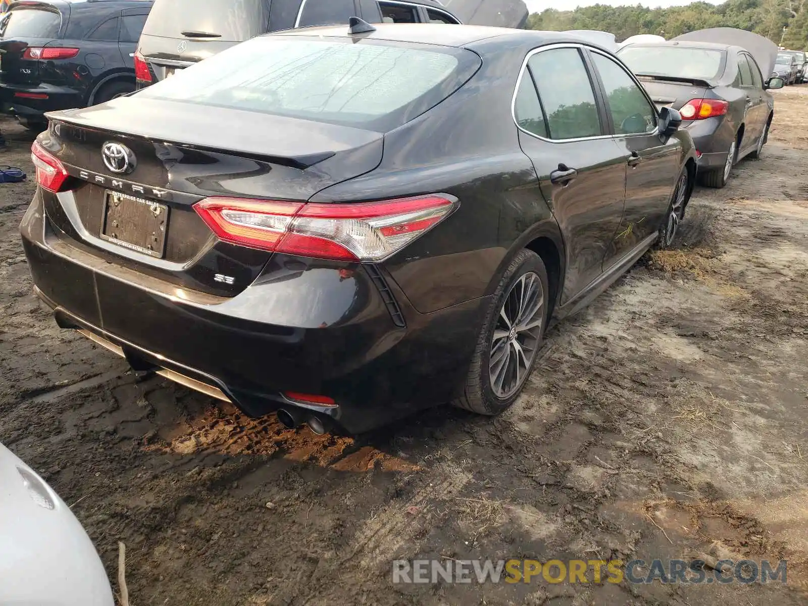 4 Photograph of a damaged car 4T1B11HK2KU786554 TOYOTA CAMRY 2019