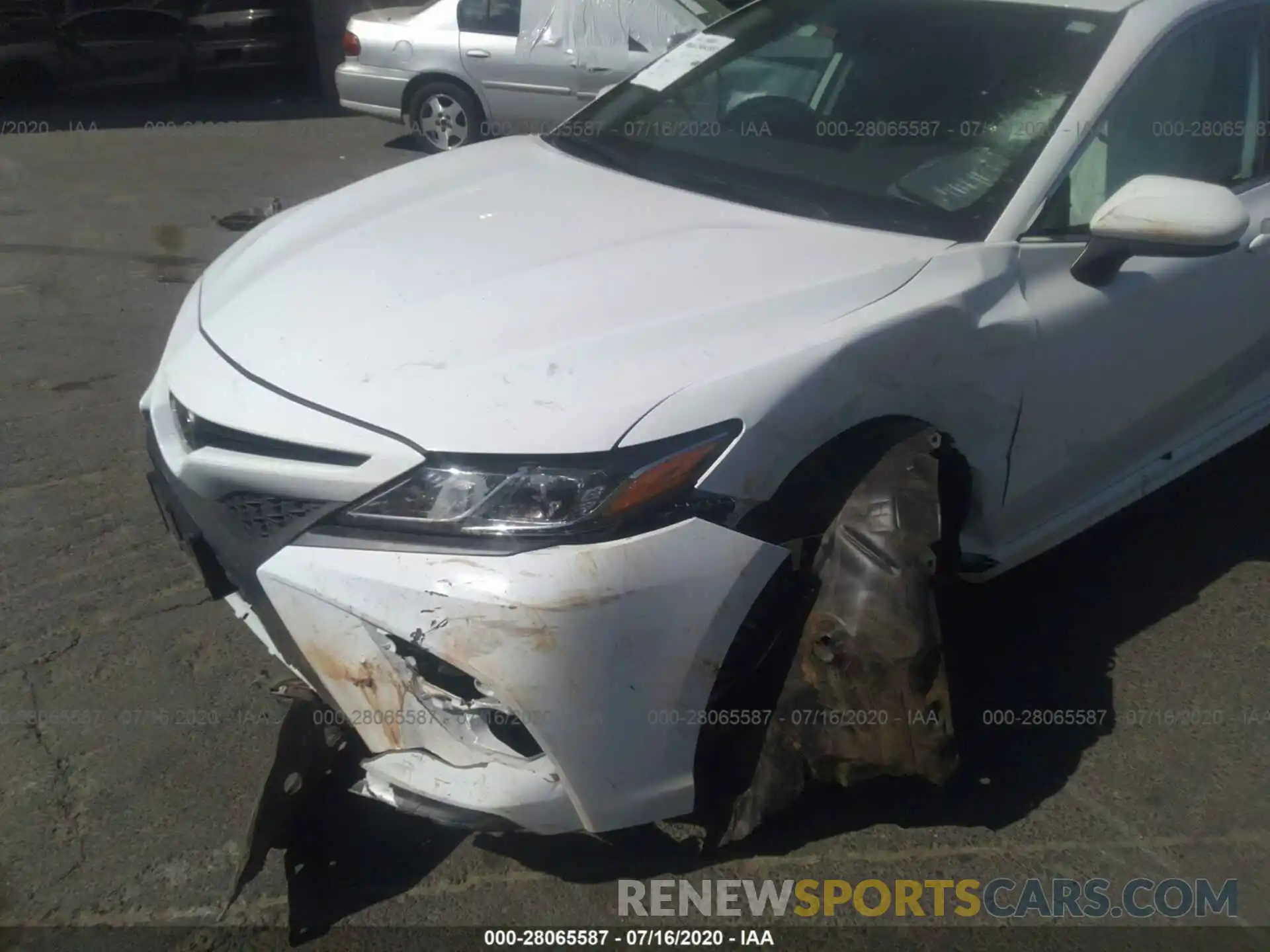 6 Photograph of a damaged car 4T1B11HK2KU787803 TOYOTA CAMRY 2019