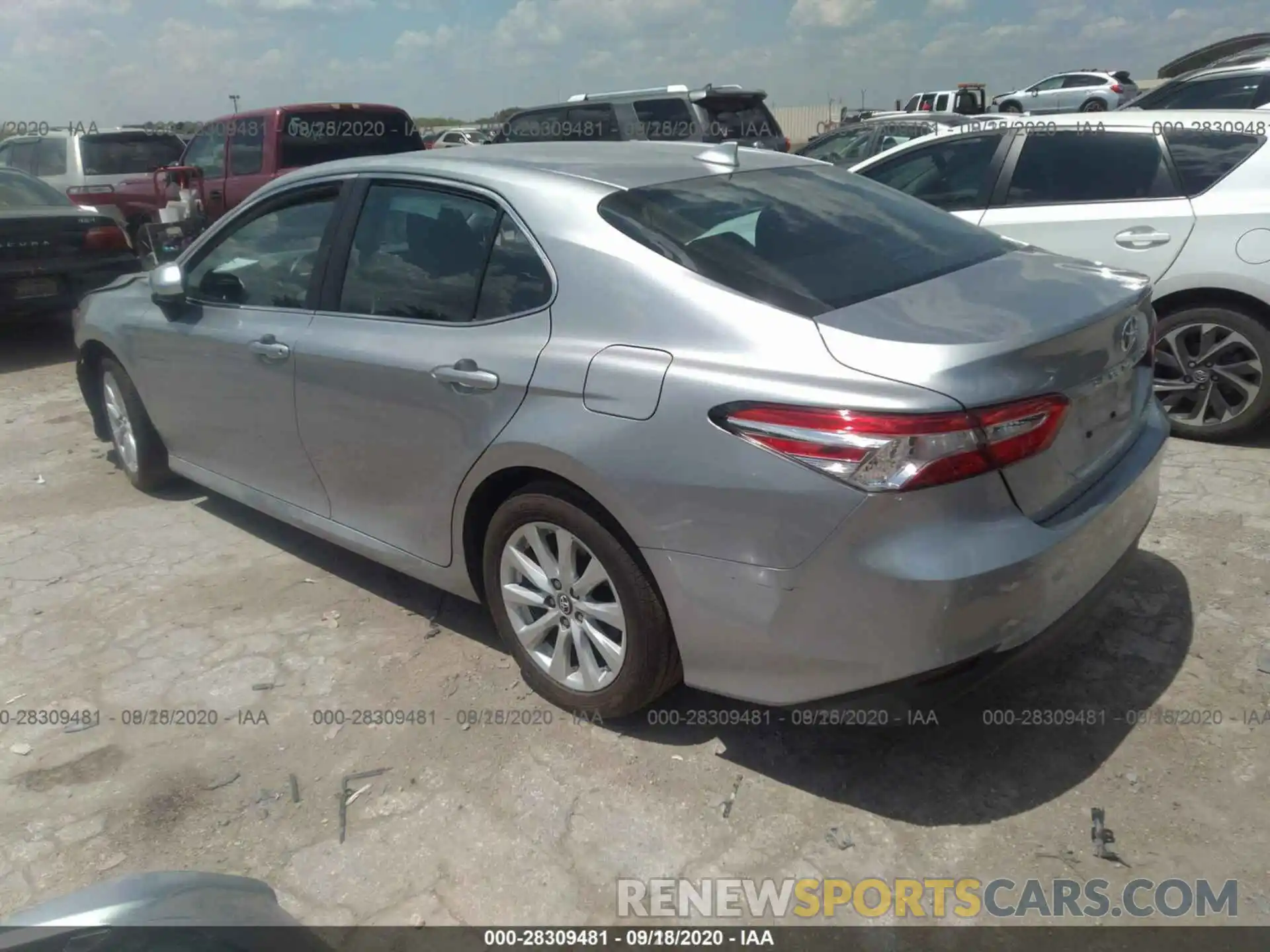 15 Photograph of a damaged car 4T1B11HK2KU790149 TOYOTA CAMRY 2019