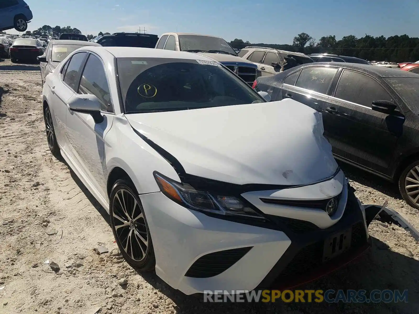 1 Photograph of a damaged car 4T1B11HK2KU790426 TOYOTA CAMRY 2019