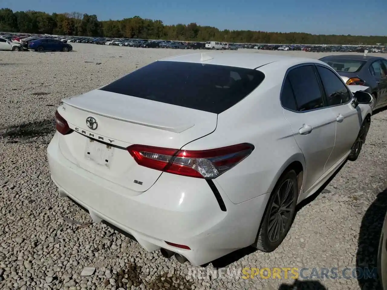 4 Photograph of a damaged car 4T1B11HK2KU791561 TOYOTA CAMRY 2019