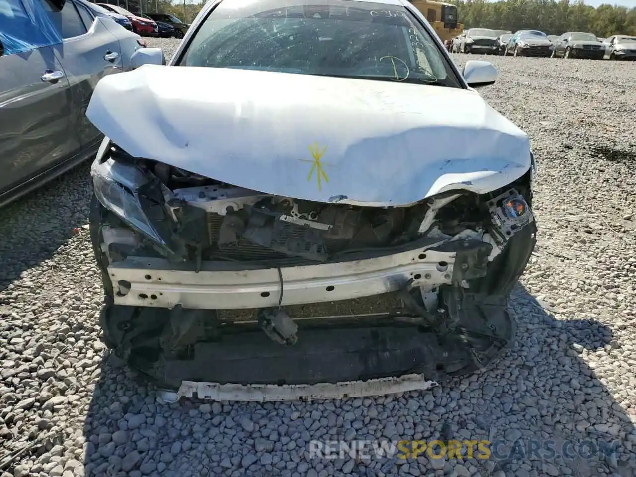 9 Photograph of a damaged car 4T1B11HK2KU791561 TOYOTA CAMRY 2019