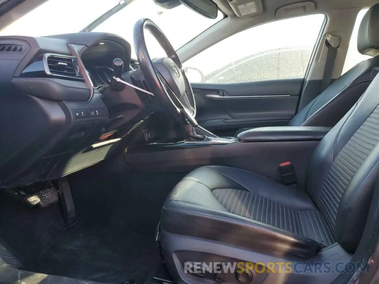7 Photograph of a damaged car 4T1B11HK2KU791589 TOYOTA CAMRY 2019