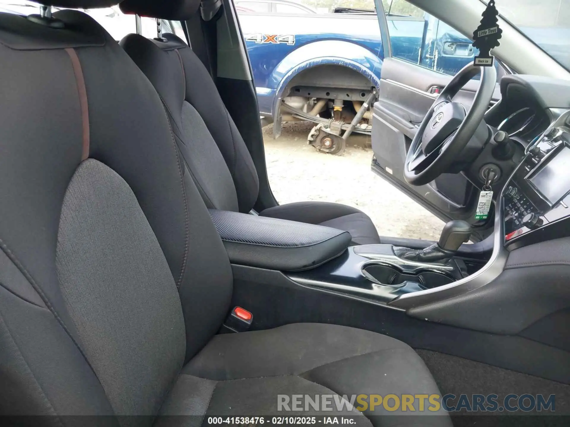 5 Photograph of a damaged car 4T1B11HK2KU793908 TOYOTA CAMRY 2019