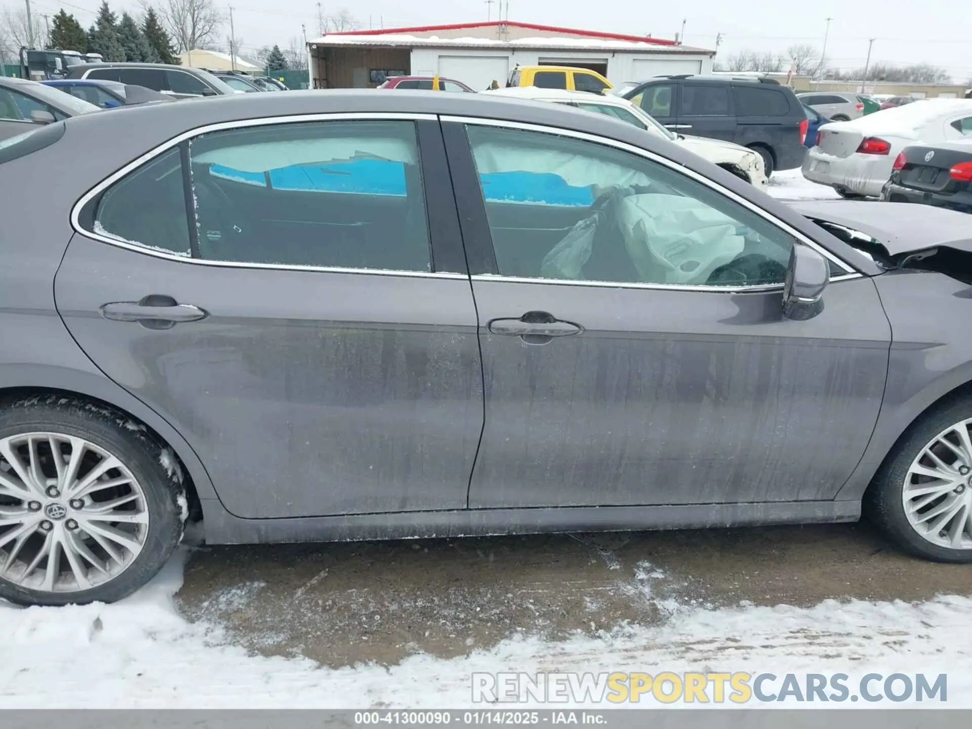 13 Photograph of a damaged car 4T1B11HK2KU794797 TOYOTA CAMRY 2019