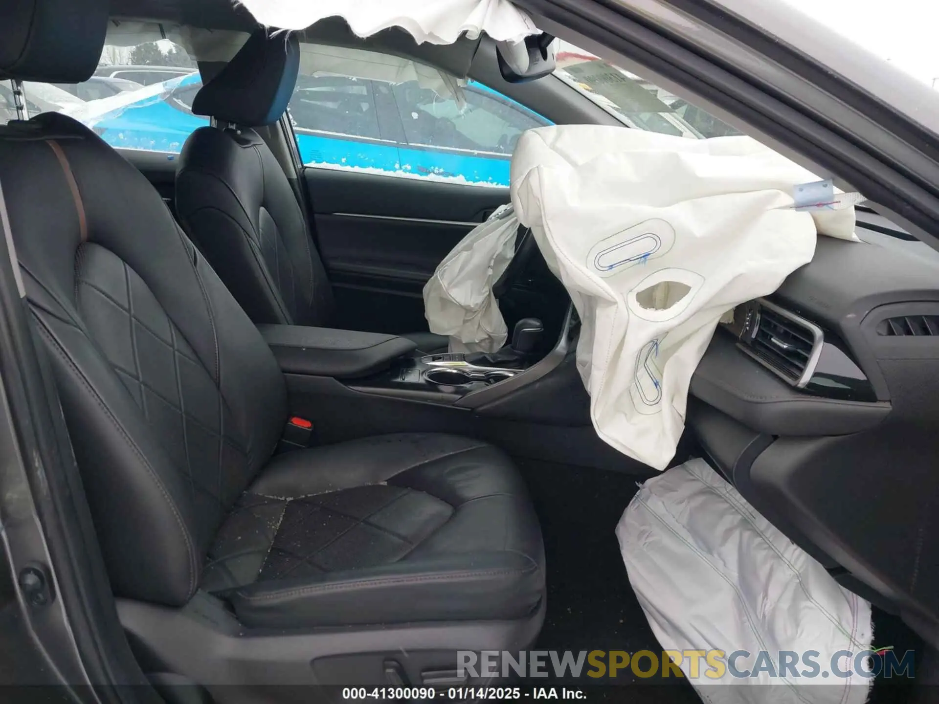5 Photograph of a damaged car 4T1B11HK2KU794797 TOYOTA CAMRY 2019