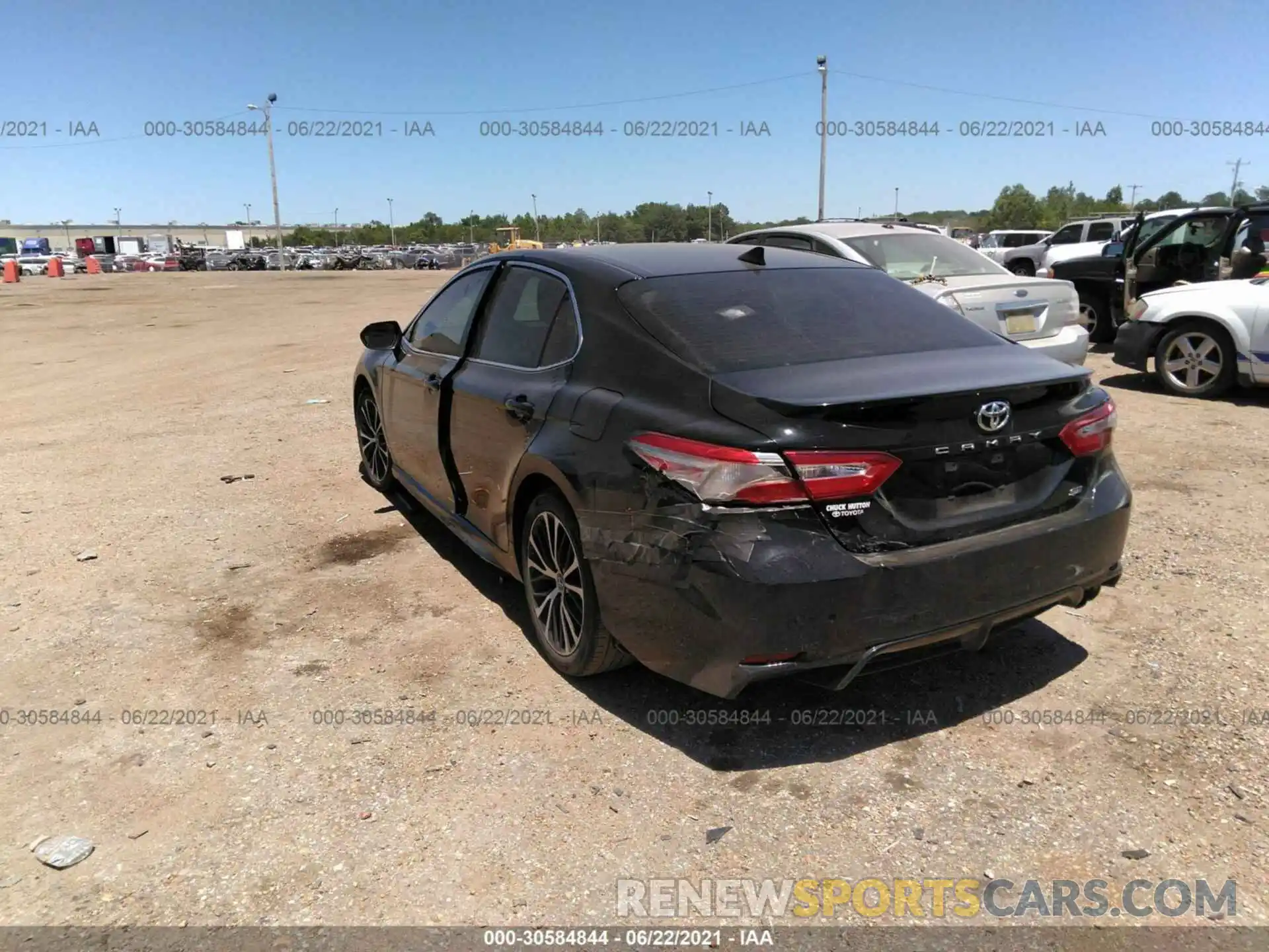 3 Photograph of a damaged car 4T1B11HK2KU799854 TOYOTA CAMRY 2019