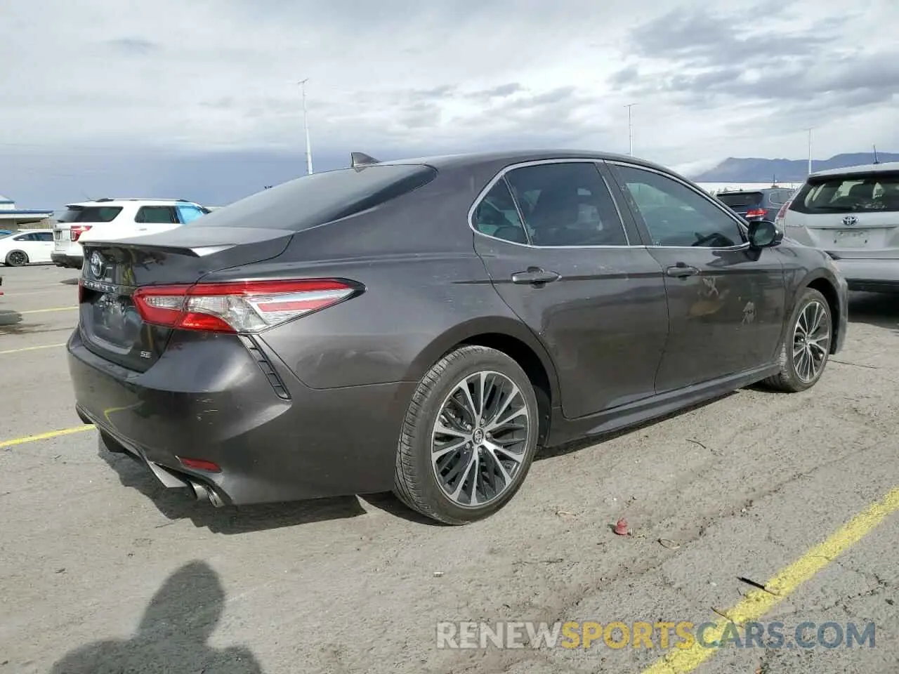 3 Photograph of a damaged car 4T1B11HK2KU804048 TOYOTA CAMRY 2019