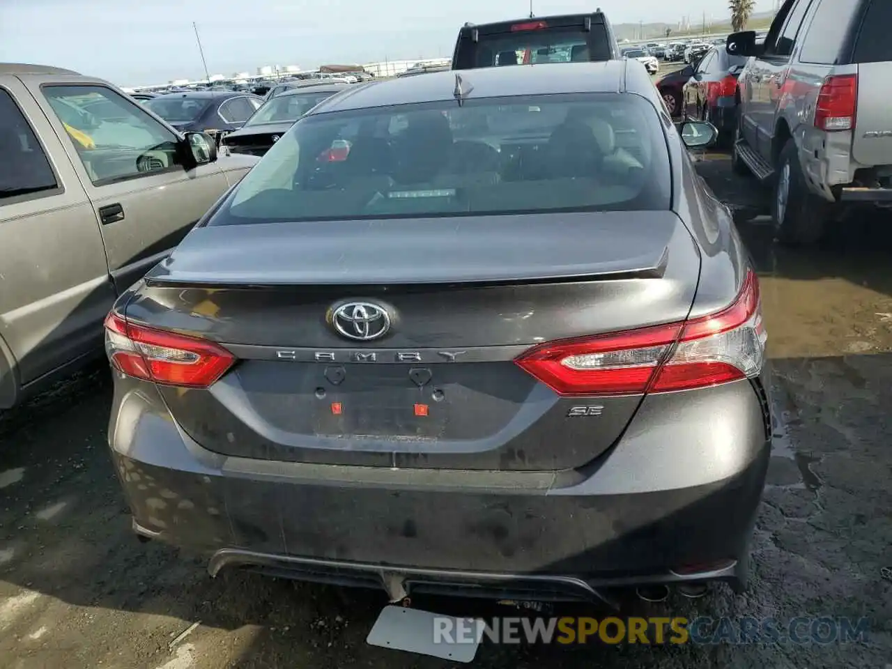 6 Photograph of a damaged car 4T1B11HK2KU805653 TOYOTA CAMRY 2019