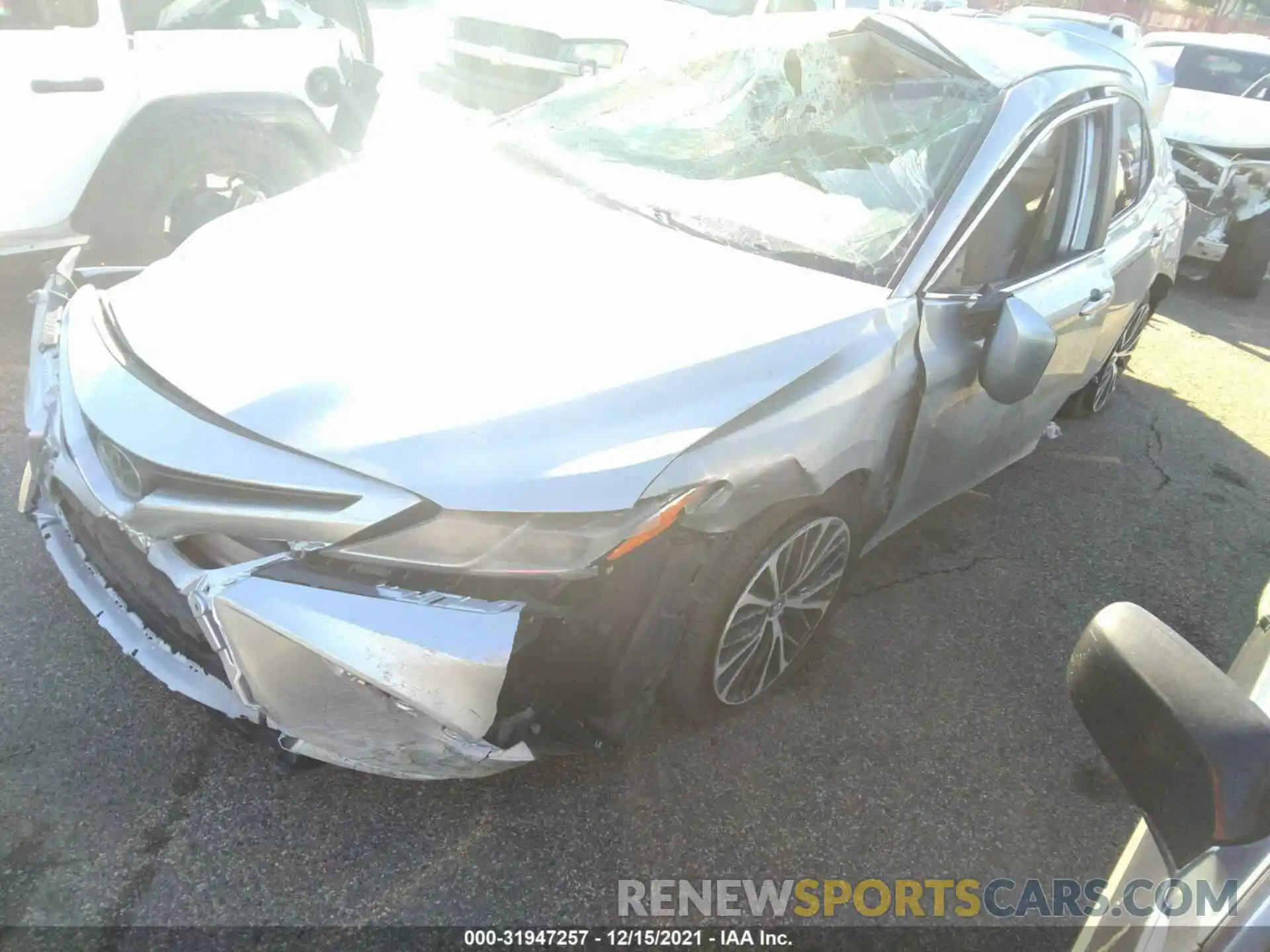 2 Photograph of a damaged car 4T1B11HK2KU807564 TOYOTA CAMRY 2019