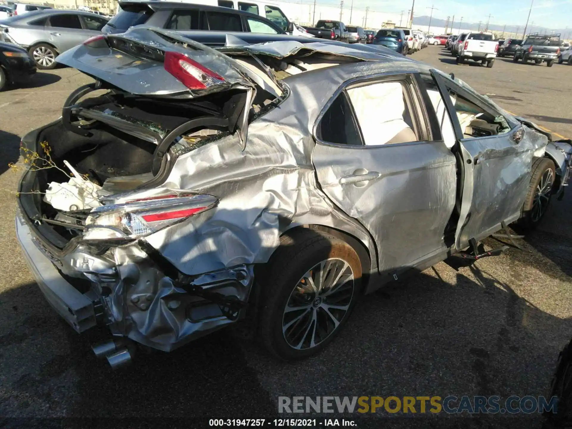 4 Photograph of a damaged car 4T1B11HK2KU807564 TOYOTA CAMRY 2019