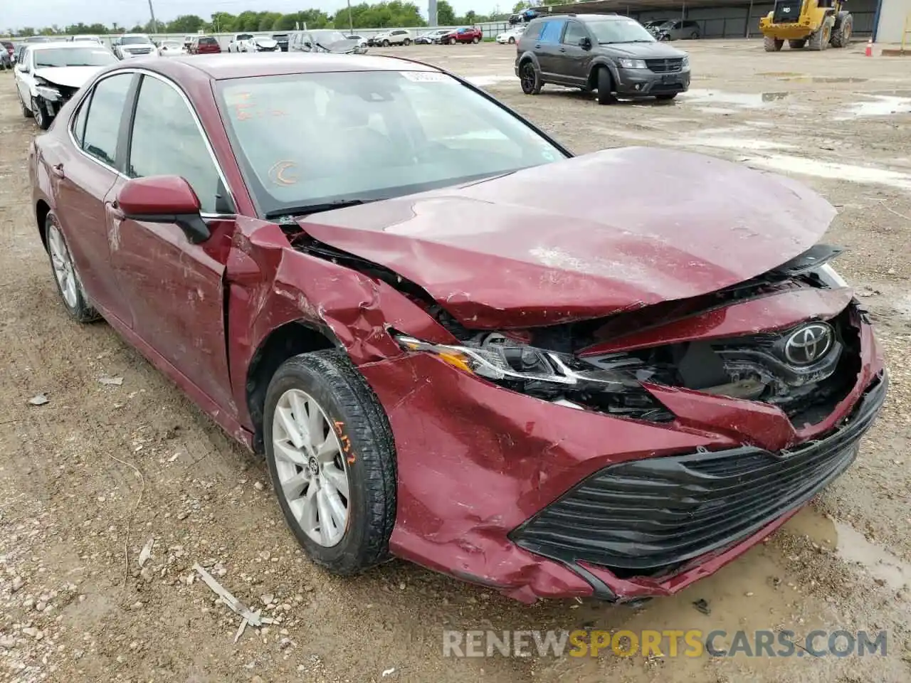 1 Photograph of a damaged car 4T1B11HK2KU807726 TOYOTA CAMRY 2019