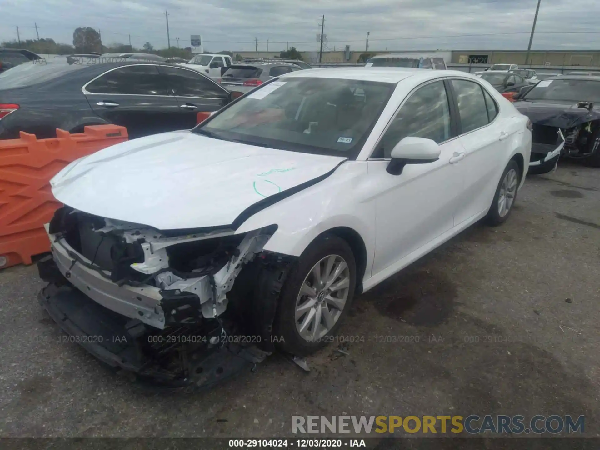 2 Photograph of a damaged car 4T1B11HK2KU811789 TOYOTA CAMRY 2019