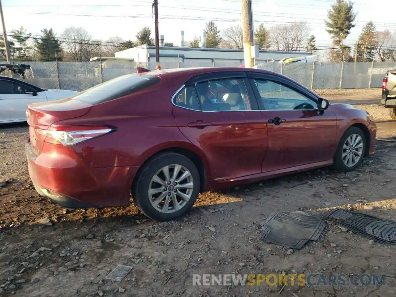 3 Photograph of a damaged car 4T1B11HK2KU811890 TOYOTA CAMRY 2019