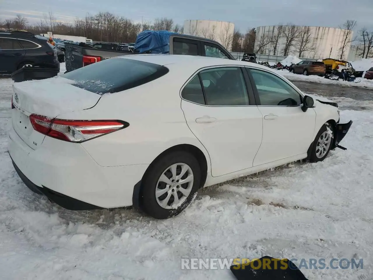 3 Photograph of a damaged car 4T1B11HK2KU818757 TOYOTA CAMRY 2019