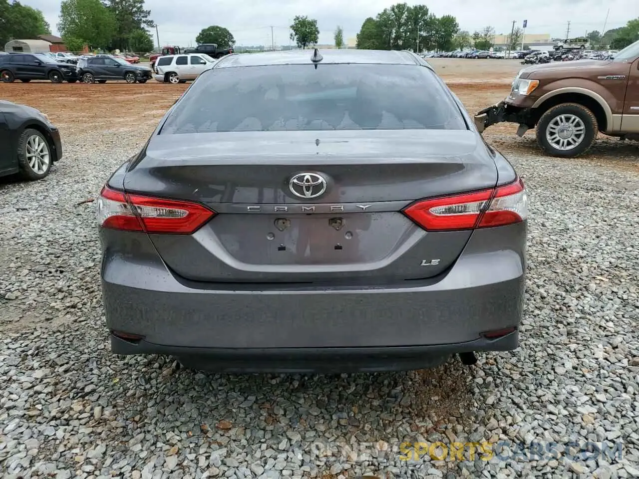6 Photograph of a damaged car 4T1B11HK2KU822419 TOYOTA CAMRY 2019