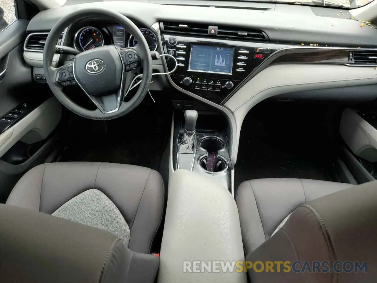 8 Photograph of a damaged car 4T1B11HK2KU822419 TOYOTA CAMRY 2019
