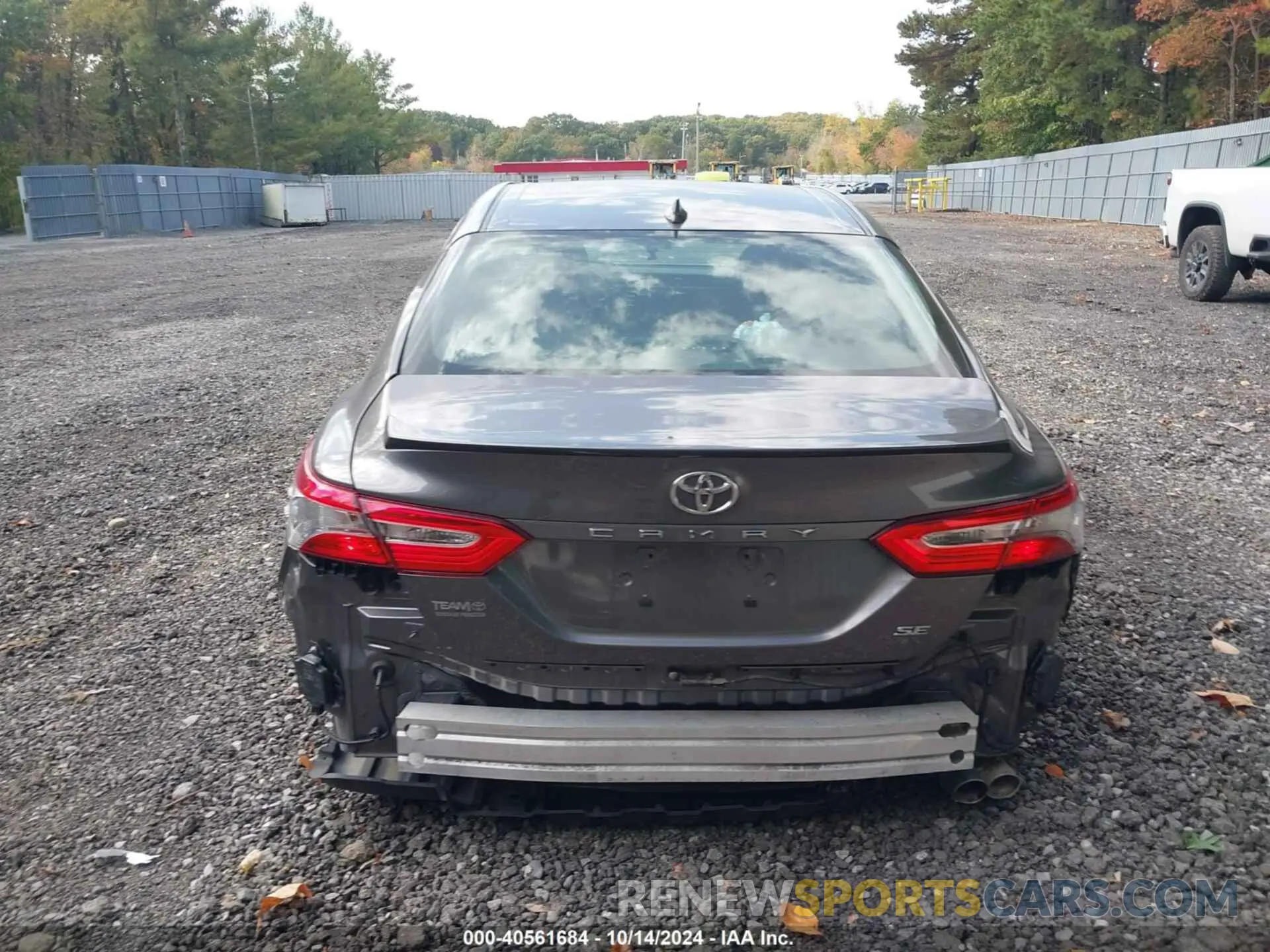 16 Photograph of a damaged car 4T1B11HK2KU823232 TOYOTA CAMRY 2019