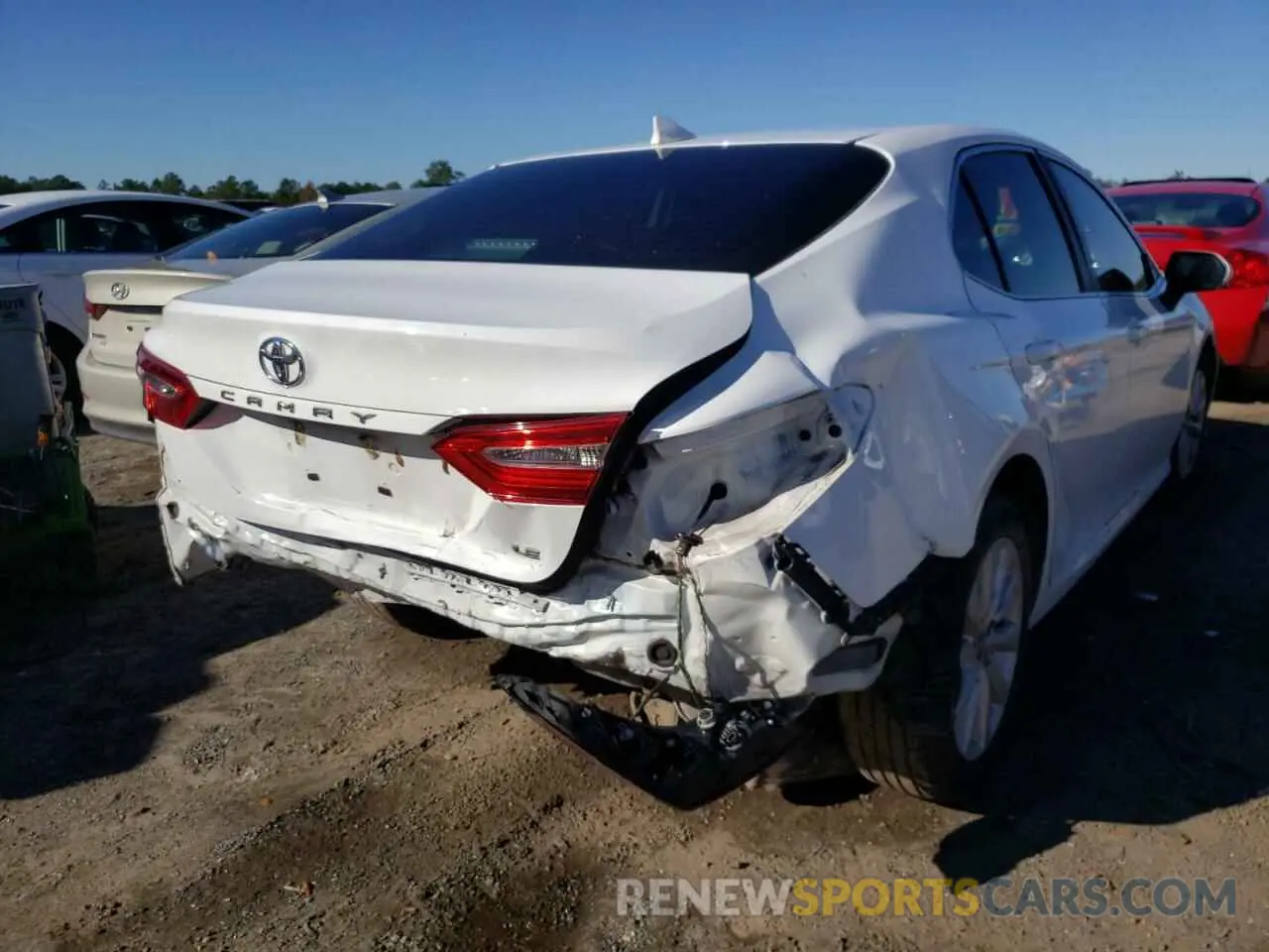 4 Photograph of a damaged car 4T1B11HK2KU832612 TOYOTA CAMRY 2019