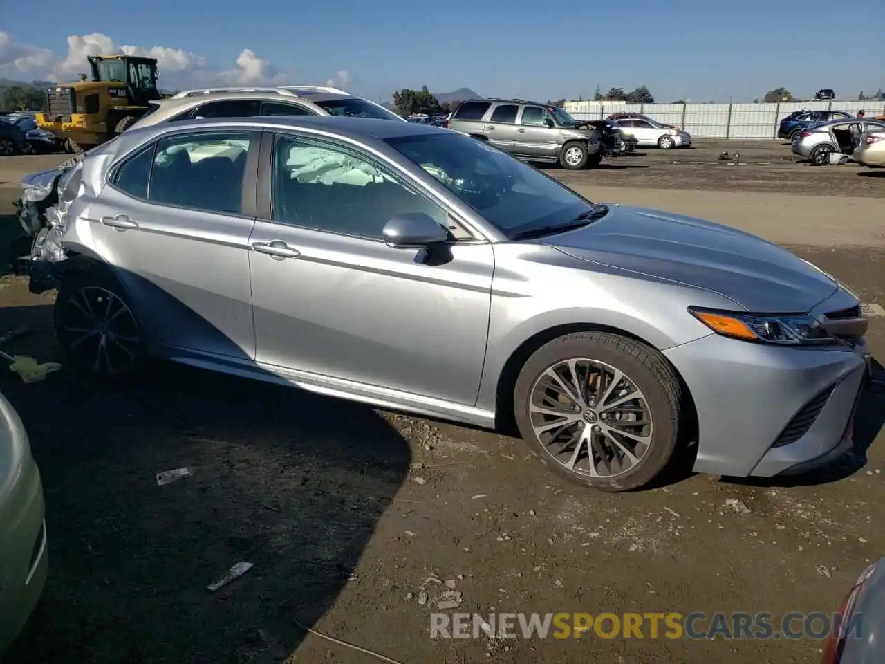 4 Photograph of a damaged car 4T1B11HK2KU834697 TOYOTA CAMRY 2019