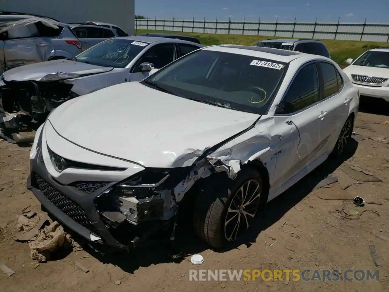 2 Photograph of a damaged car 4T1B11HK2KU835574 TOYOTA CAMRY 2019