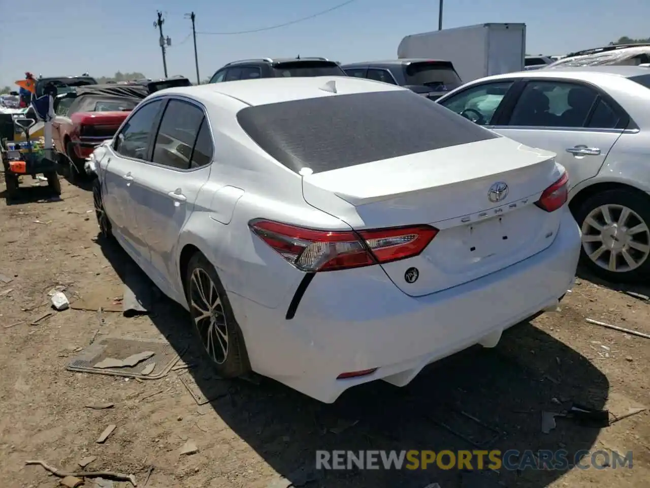 3 Photograph of a damaged car 4T1B11HK2KU835574 TOYOTA CAMRY 2019