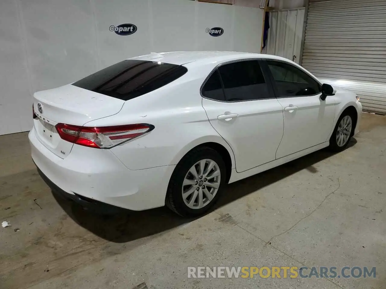 3 Photograph of a damaged car 4T1B11HK2KU839141 TOYOTA CAMRY 2019