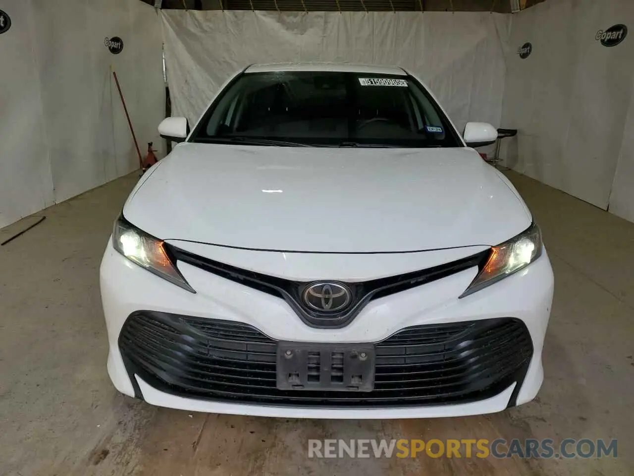 5 Photograph of a damaged car 4T1B11HK2KU839141 TOYOTA CAMRY 2019