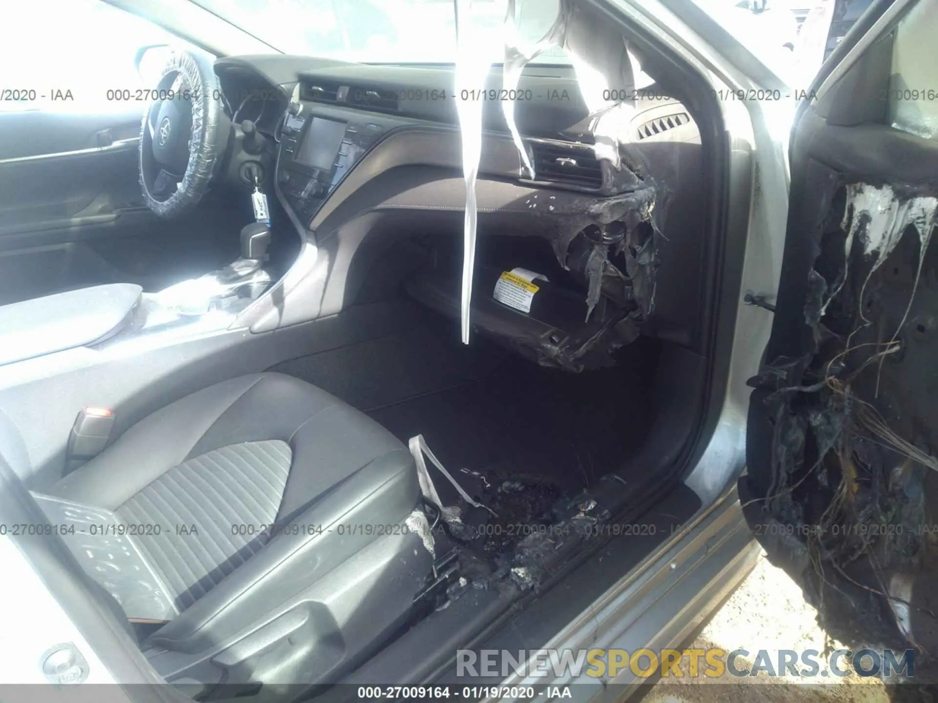 5 Photograph of a damaged car 4T1B11HK2KU839236 TOYOTA CAMRY 2019