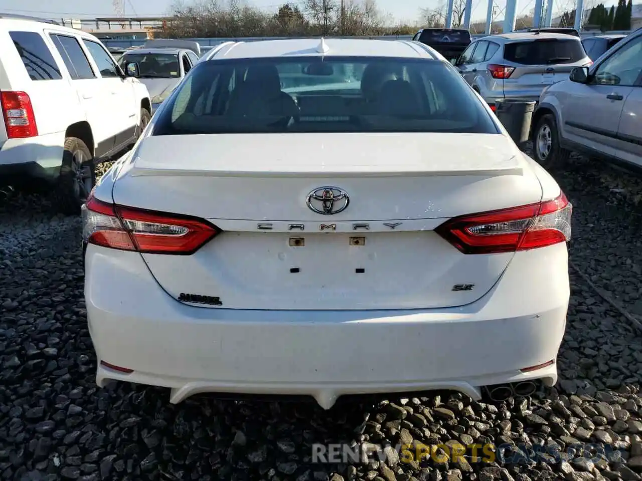 6 Photograph of a damaged car 4T1B11HK2KU840077 TOYOTA CAMRY 2019