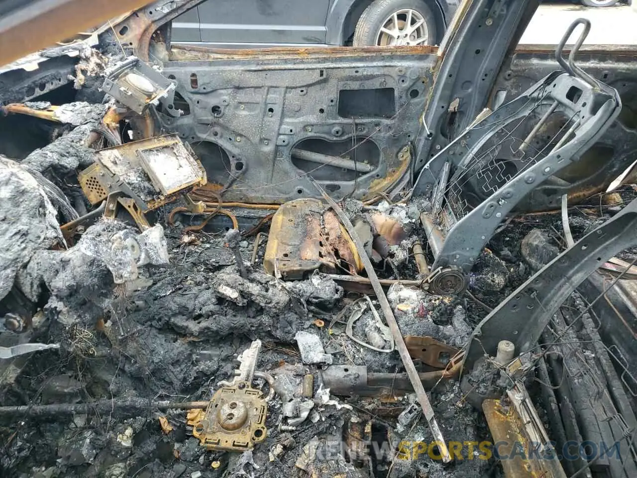 7 Photograph of a damaged car 4T1B11HK2KU840578 TOYOTA CAMRY 2019