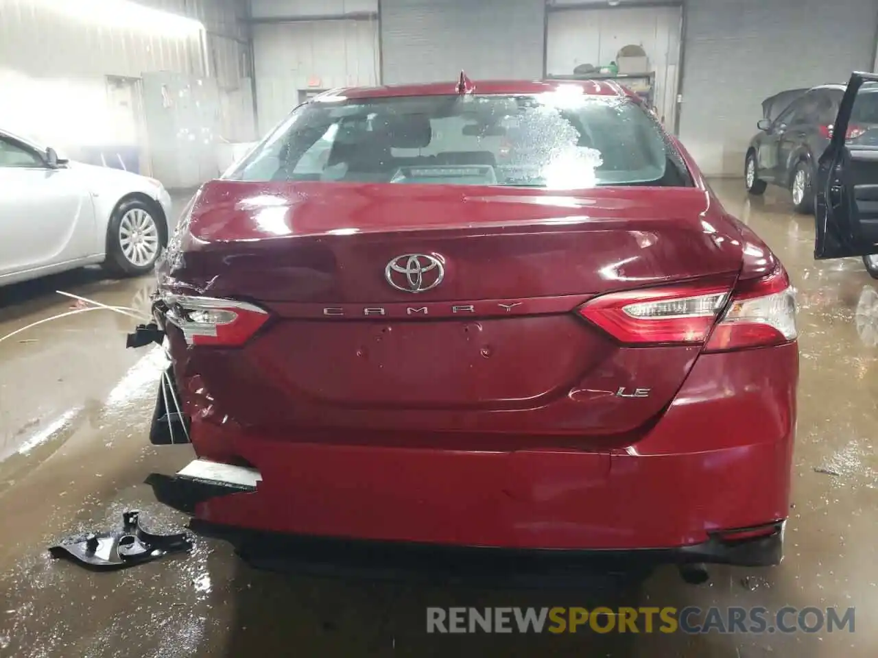 6 Photograph of a damaged car 4T1B11HK2KU841424 TOYOTA CAMRY 2019