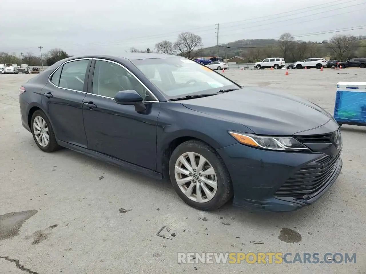 4 Photograph of a damaged car 4T1B11HK2KU842475 TOYOTA CAMRY 2019