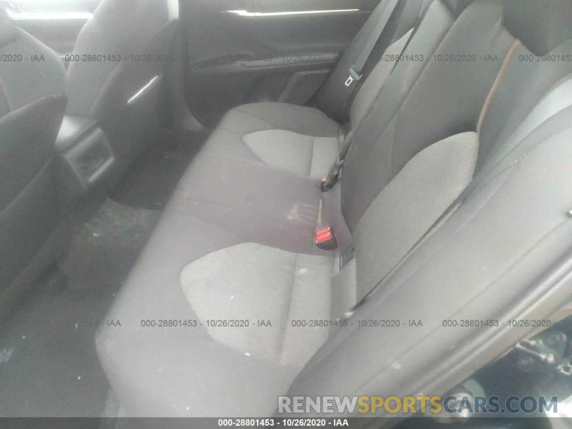 8 Photograph of a damaged car 4T1B11HK2KU844517 TOYOTA CAMRY 2019