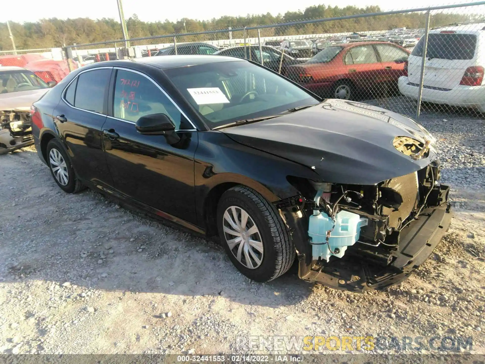 1 Photograph of a damaged car 4T1B11HK2KU846350 TOYOTA CAMRY 2019