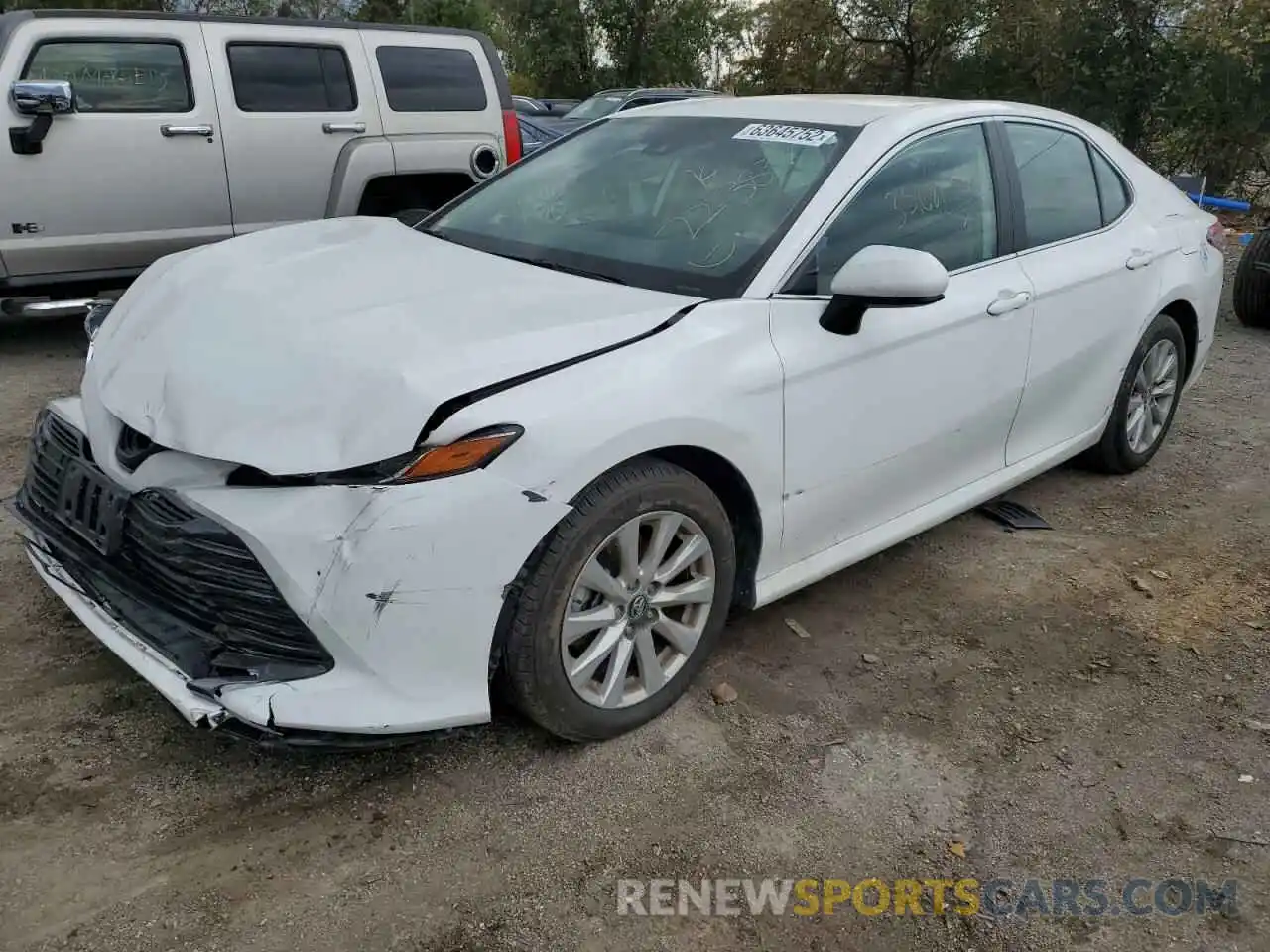 2 Photograph of a damaged car 4T1B11HK2KU846798 TOYOTA CAMRY 2019