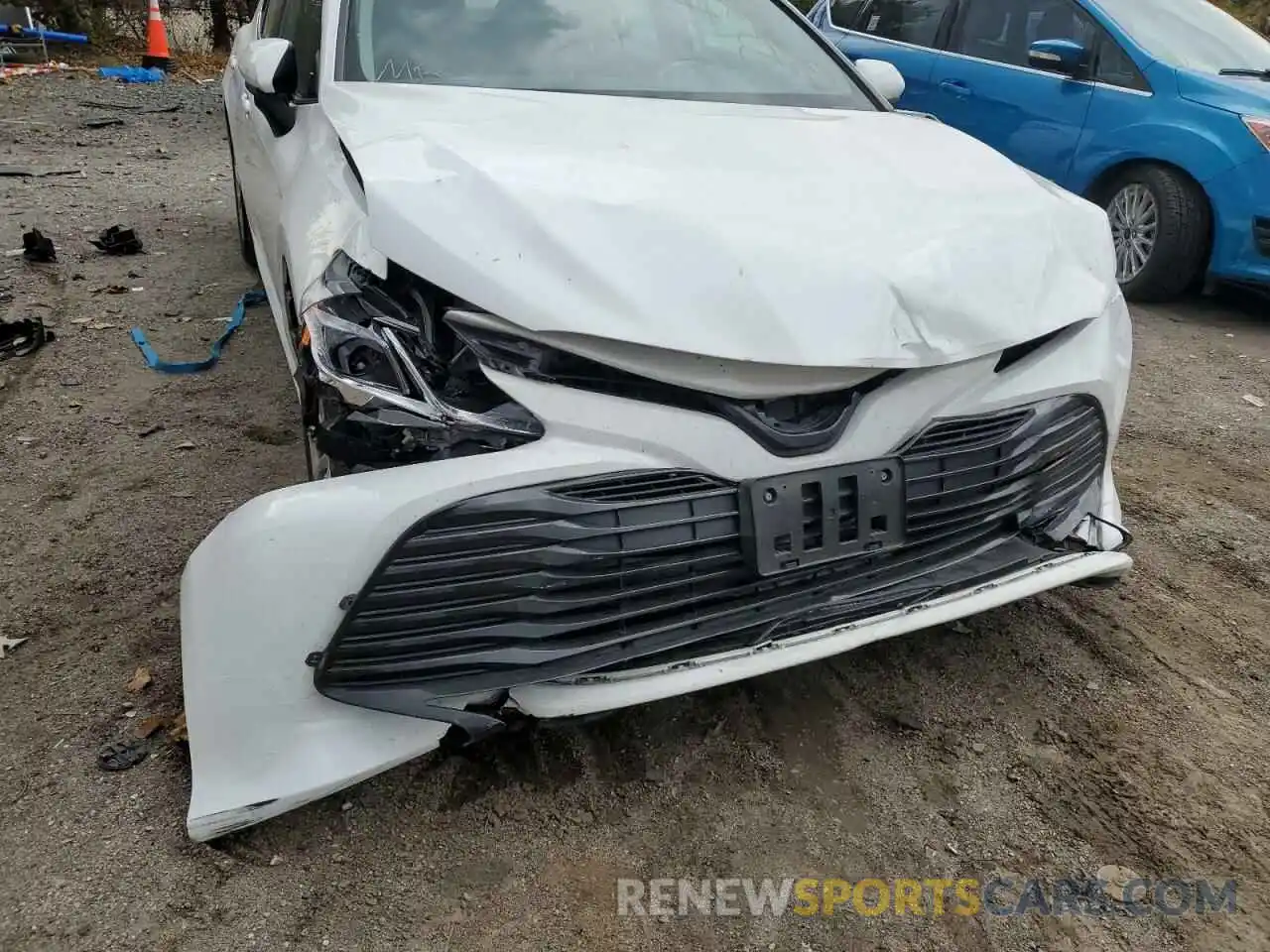 9 Photograph of a damaged car 4T1B11HK2KU846798 TOYOTA CAMRY 2019