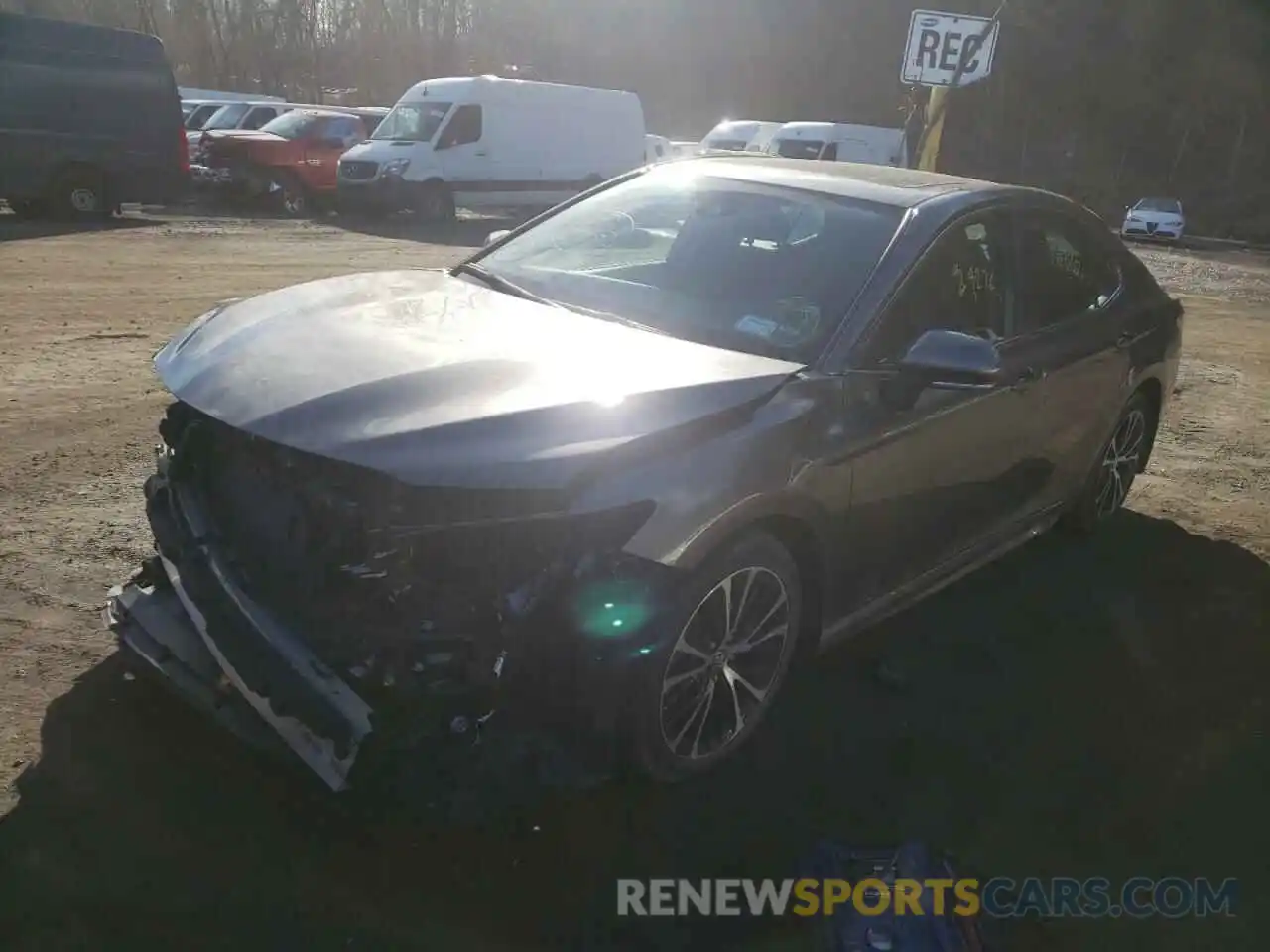 2 Photograph of a damaged car 4T1B11HK2KU847482 TOYOTA CAMRY 2019