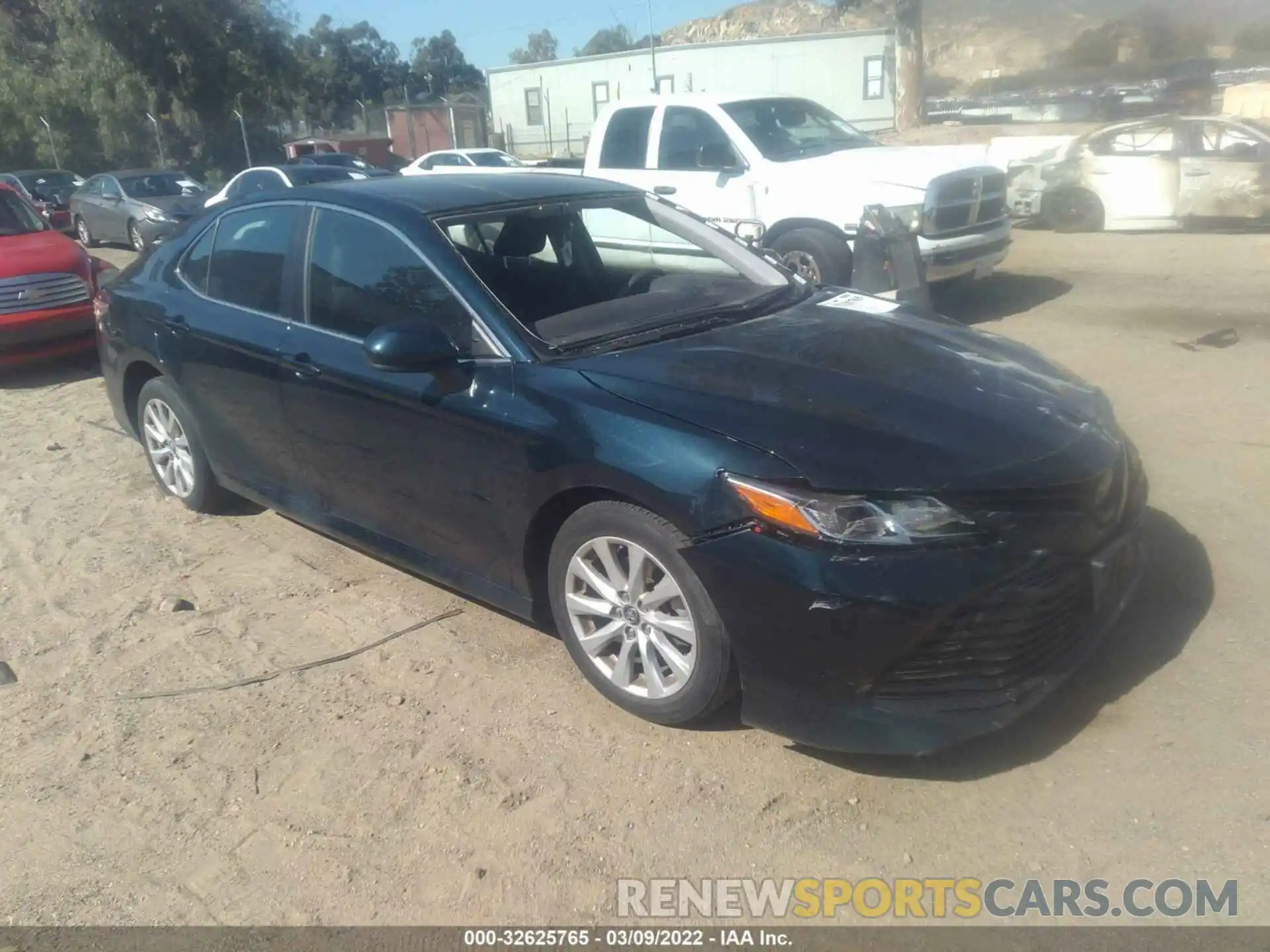 1 Photograph of a damaged car 4T1B11HK2KU848955 TOYOTA CAMRY 2019