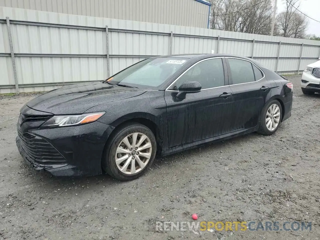 1 Photograph of a damaged car 4T1B11HK2KU852827 TOYOTA CAMRY 2019