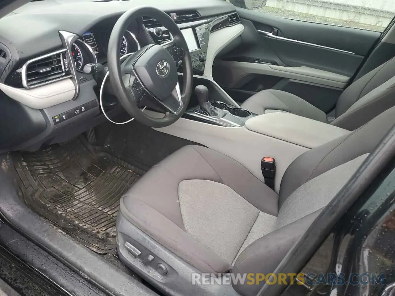 8 Photograph of a damaged car 4T1B11HK2KU852827 TOYOTA CAMRY 2019