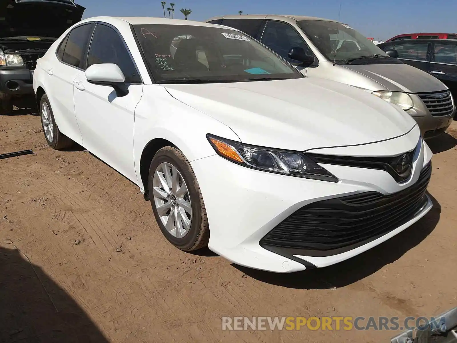 1 Photograph of a damaged car 4T1B11HK2KU852892 TOYOTA CAMRY 2019